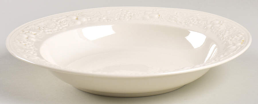 Vintage Rim Soup Bowl by Homer Laughlin -1