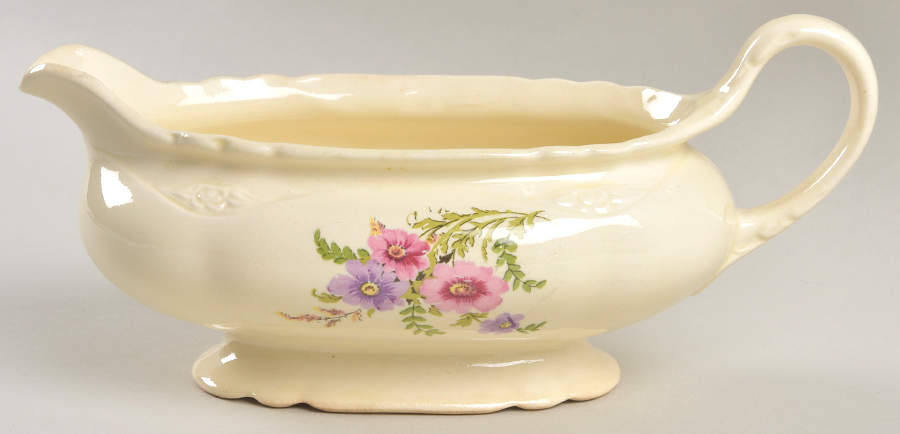 VR135 Gravy Boat by Homer Laughlin -1