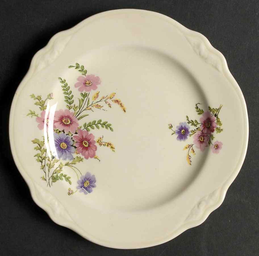 VR135 Bread & Butter Plate by Homer Laughlin -1