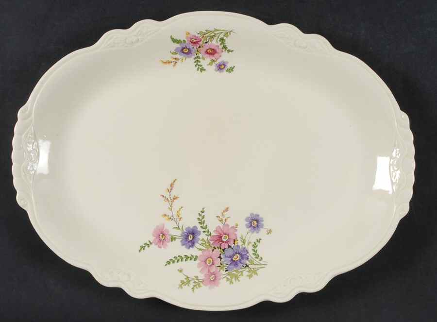 VR135 13" Oval Serving Platter by Homer Laughlin -1