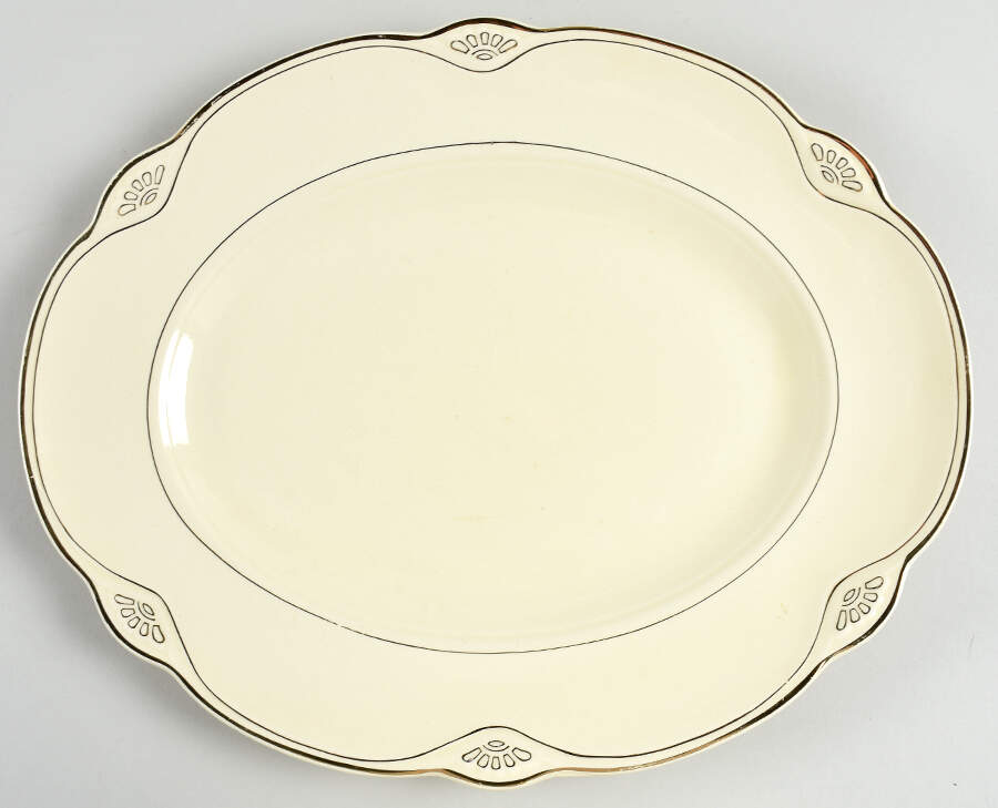 W134 13" Oval Serving Platter by Homer Laughlin -1