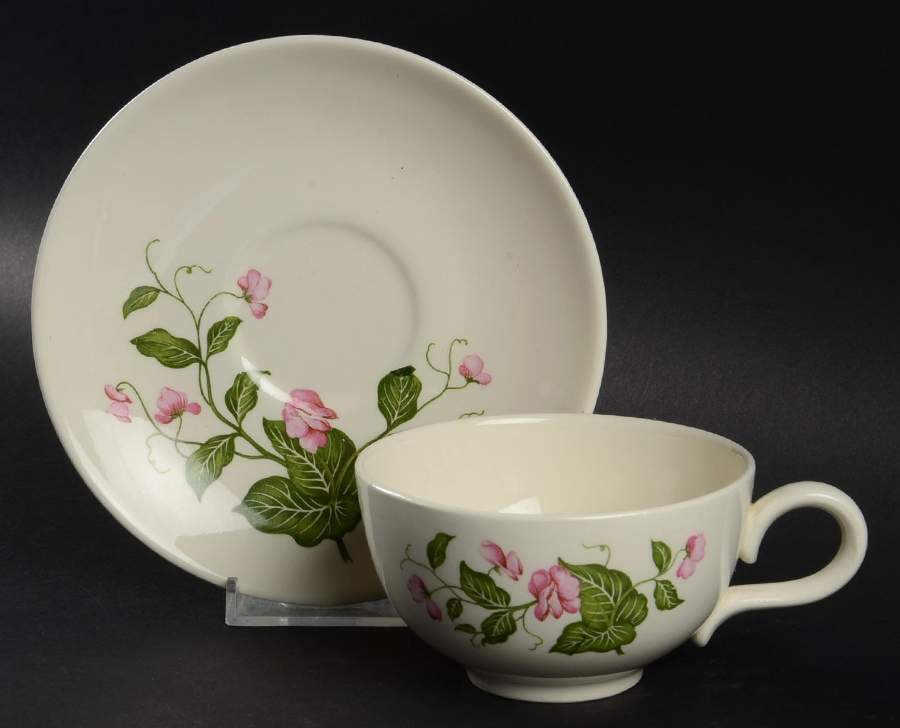 Sweet Pea (No Trim) Flat Cup & Saucer Set by Homer Laughlin -1