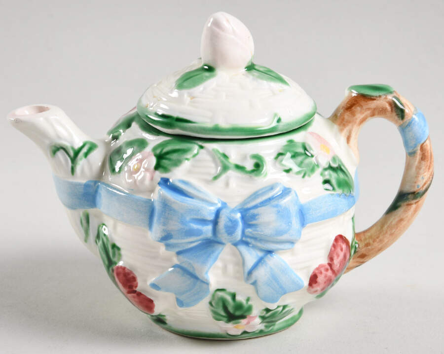 Ribbon & Bow Child's Teapot & Lid by Haldon-1