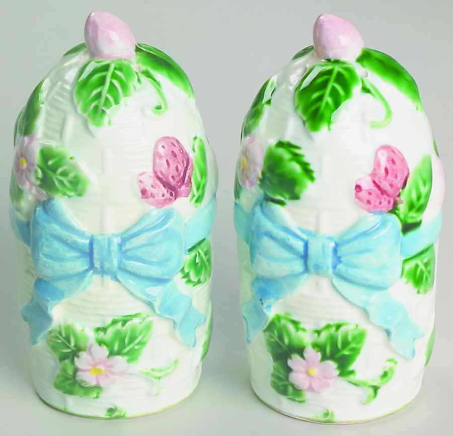 Ribbon & Bow Salt & Pepper Set by Haldon-1