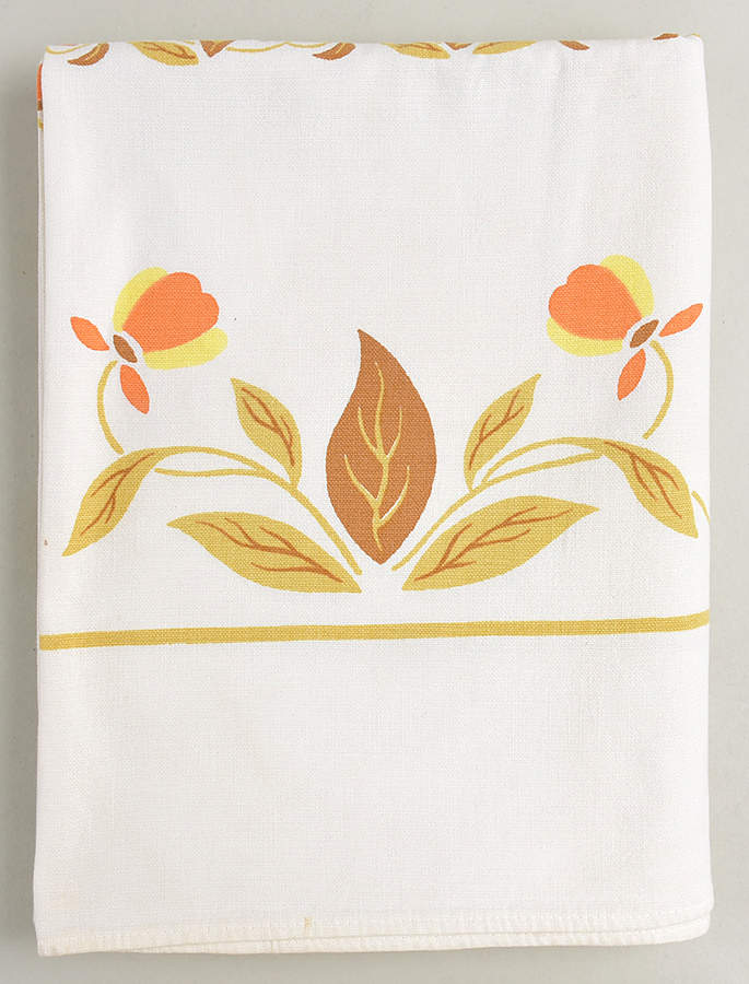 Autumn Leaf 53" x 48" cotton tablecloth by Hall-1