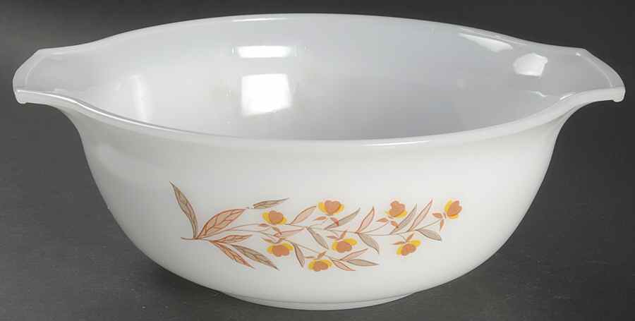 Autumn Leaf 2 1/2 Quart Glassware Mixing Bowl by Hall-1