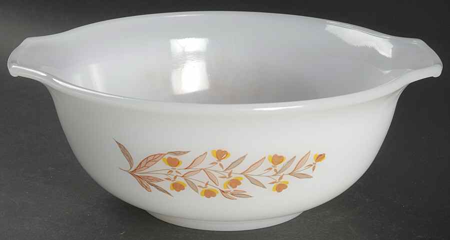 Autumn Leaf 1 1/2 Quart Glassware Mixing Bowl by Hall-1