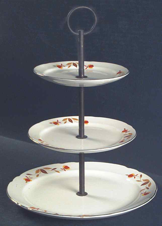 Autumn Leaf Ruffled D 3 Tier Tidbit, 10" Dinner, Pie & Bread by Hall-1