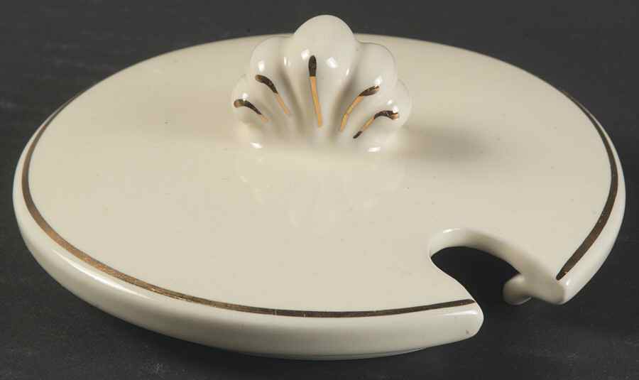 Autumn Leaf Lid for Nautilus Tureen by Hall-1