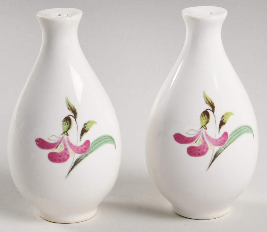 Bouquet Salt & Pepper Set by Hall-1