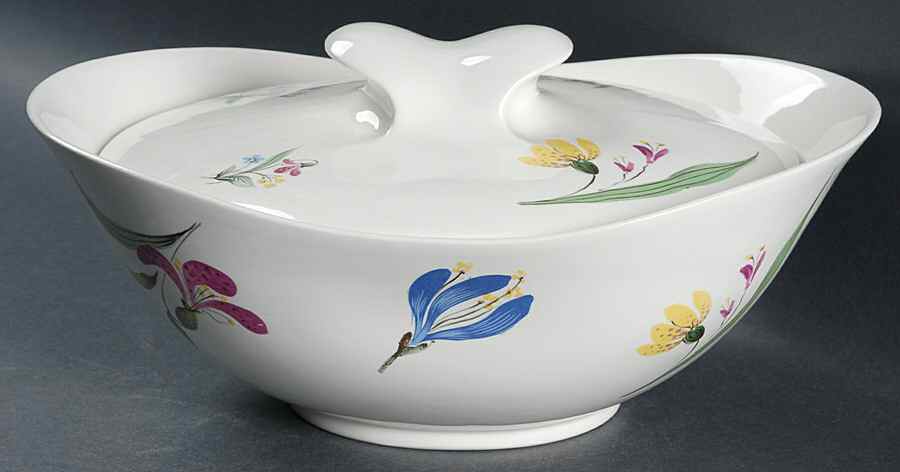 Bouquet 2 Quart Oval Covered Casserole by Hall-1