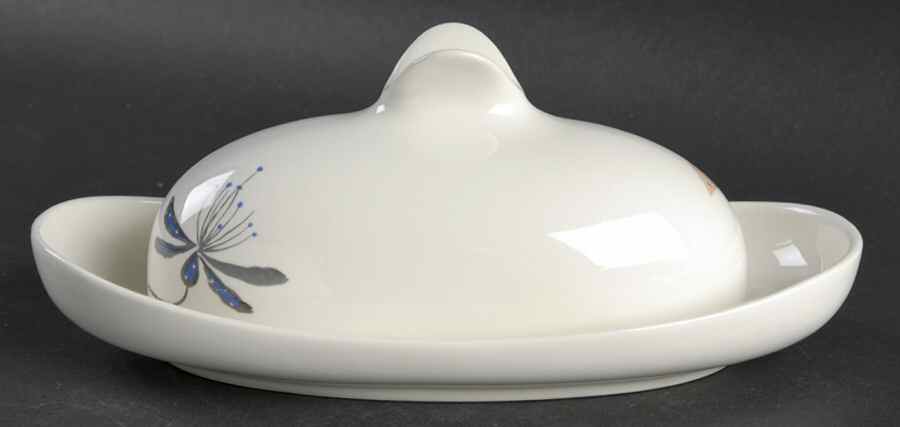 Caprice 1/4 Pound  Winged Covered Butter by Hall-1