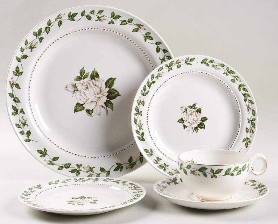 Cameo Rose 5 Piece Place Setting by Hall-1