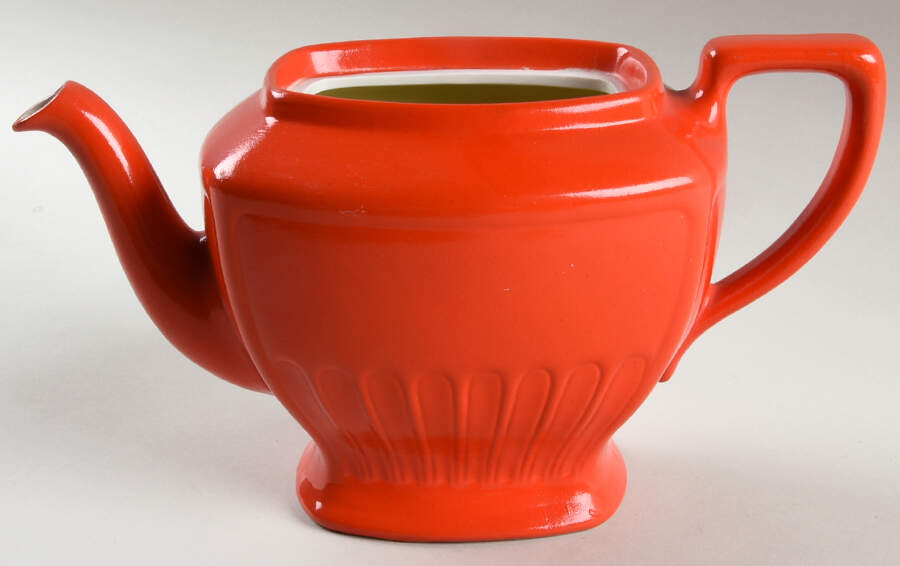 Chinese Red Hollywood Teapot No Lid by Hall-1