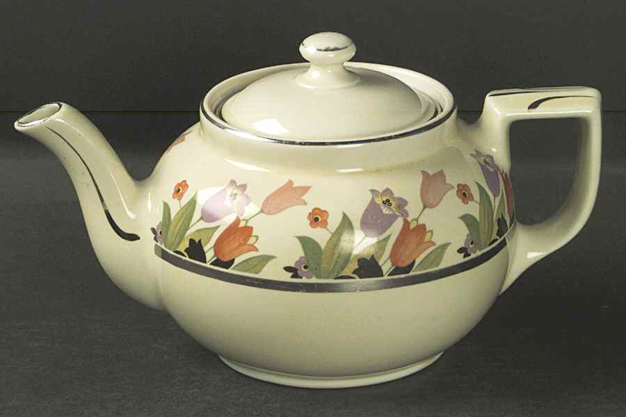 Crocus Boston Teapot & Lid by Hall-1