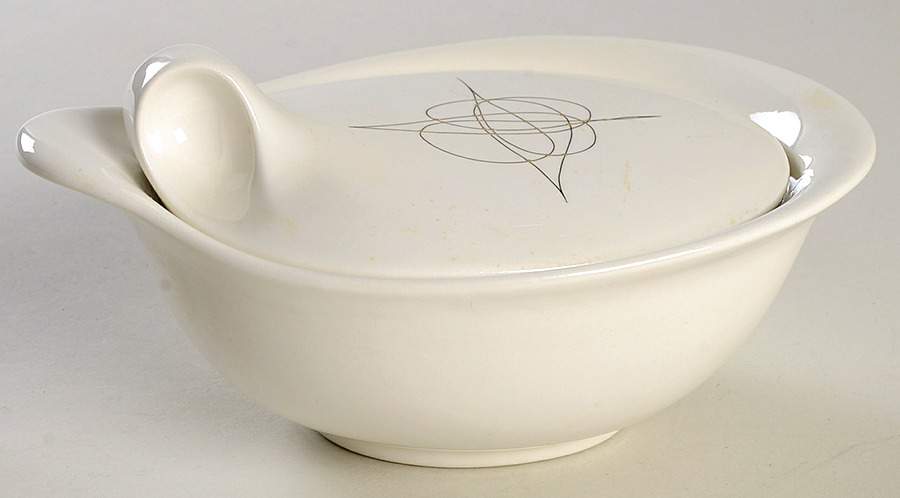 Fantasy (Eva Zeisel) Handled Marmite & Lid by Hall-1