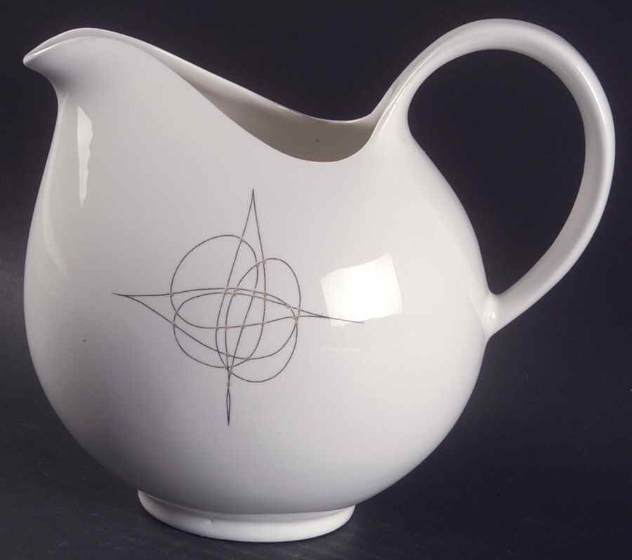 Fantasy (Eva Zeisel) 40 Oz Jug by Hall-1