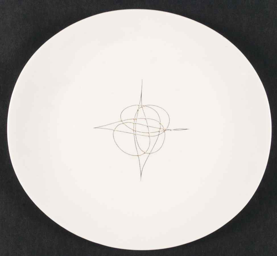 Fantasy (Eva Zeisel) Dinner Plate by Hall-1