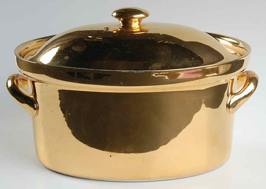 Golden Glo 2.25 Quart Oval Covered Casserole by Hall-1