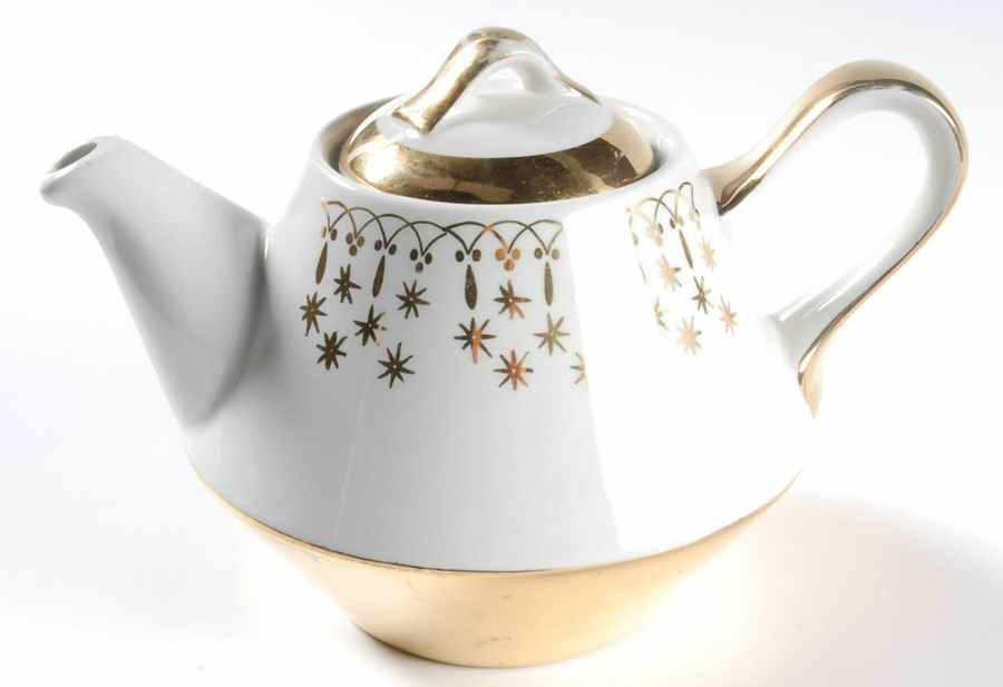 Gold Lace Flare Teapot & Lid by Hall-1