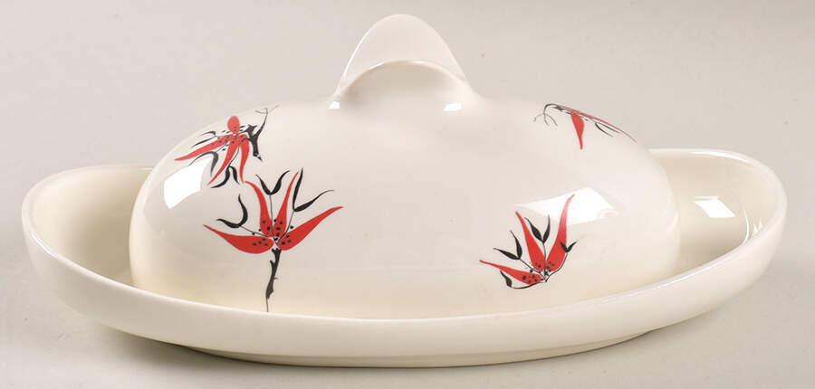 Holiday 1/4 Pound  Winged Covered Butter by Hall-1