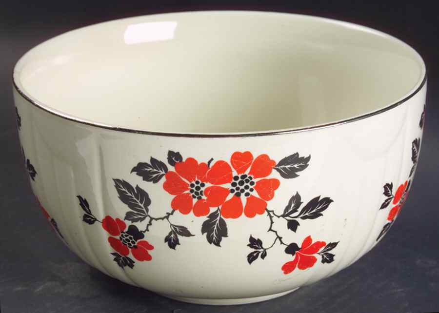 Red Poppy (Platinum Ring) 7" 2 Qt Radiance Bowl by Hall-1