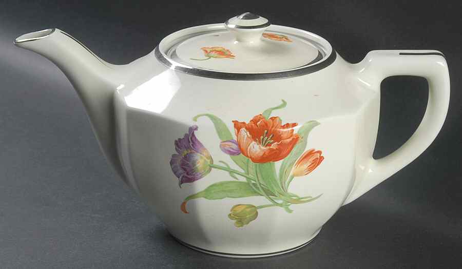 Shaggy Tulip Perk Coffee Pot & Lid by Hall-1