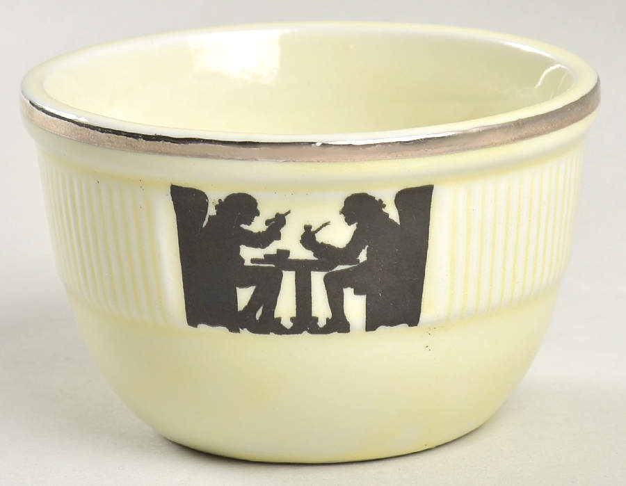 Silhouette Medallion Custard by Hall-1