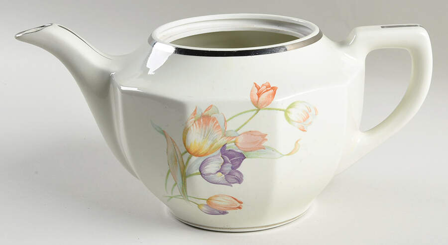 Tulip Perk Coffee Pot No Lid by Hall-1