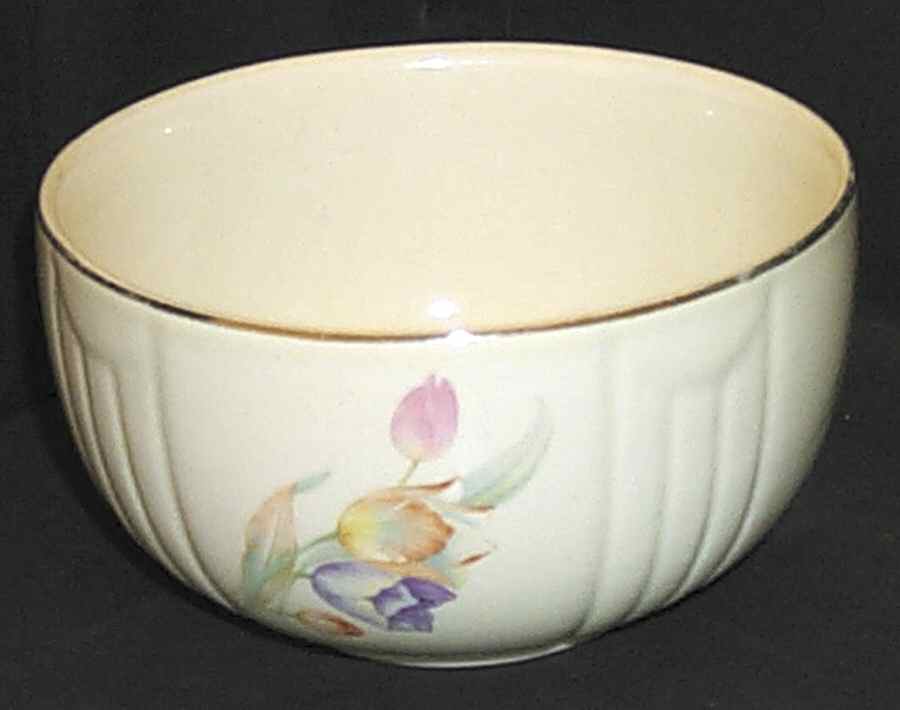 Tulip 6" 1 Qt Radiance Bowl by Hall-1
