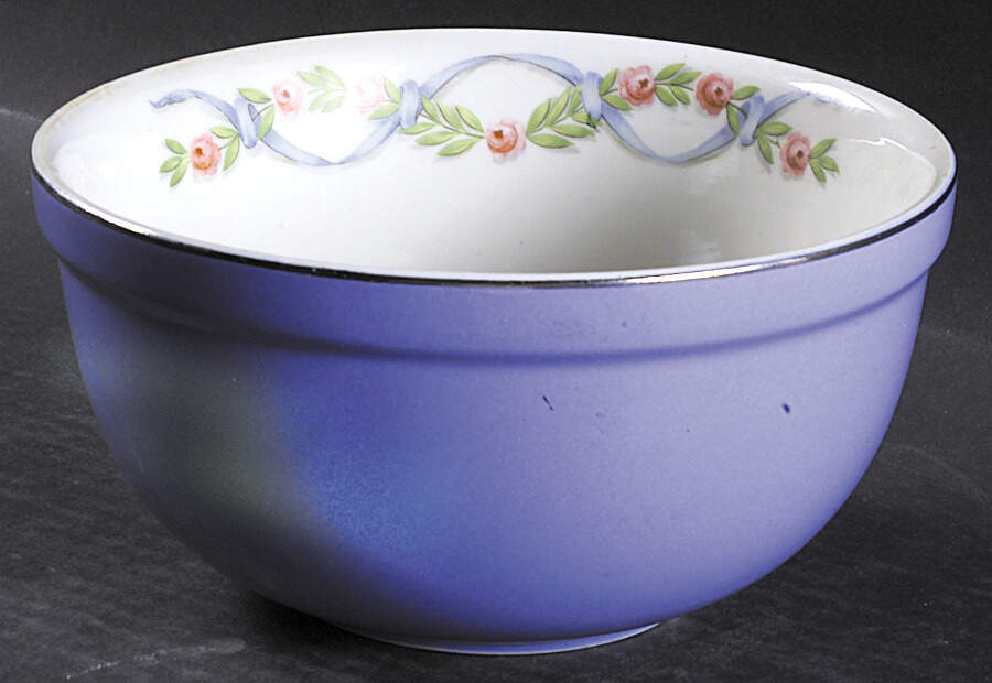 Wildfire (Gold Trim) 7" Thick Rim Bowl by Hall-1