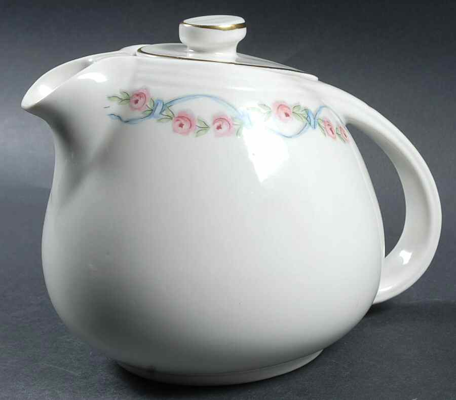 Wildfire (Gold Trim) 5-6 Cup Sani-Grid Teapot & Lid by Hall-1