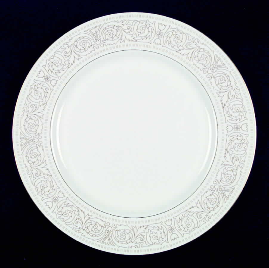 Cameo Dinner Plate by Hallmark-1