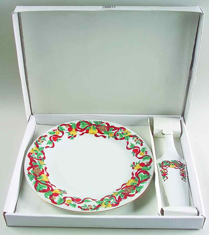 Holiday Ribbon Cake Plate and Server (Boxed Set) by Home Accents-1