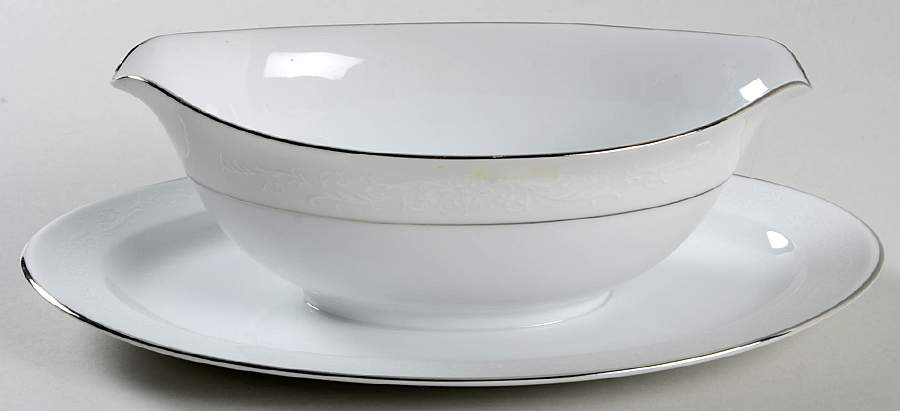 Florentine Gravy Boat with Attached Underplate by Hampton (Japan)-1