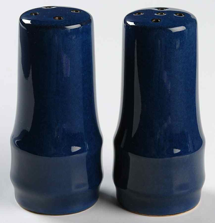 Largo Salt & Pepper Set by Haniwa-1