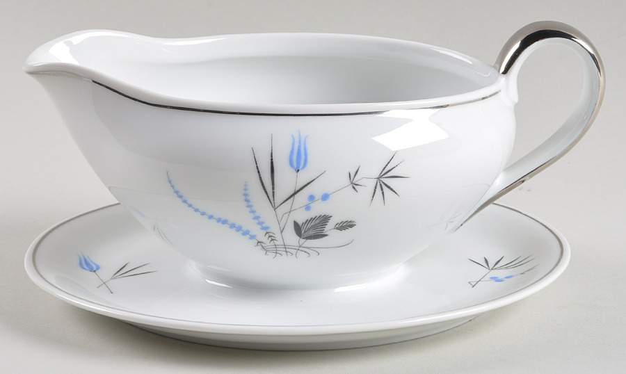 Arlington Gravy Boat with Attached Underplate by Home Arts-1