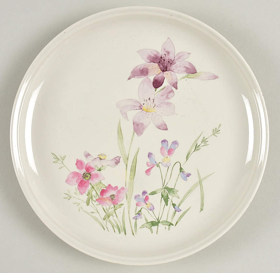 Lily Bouquet Salad Plate by Home Beautiful-1
