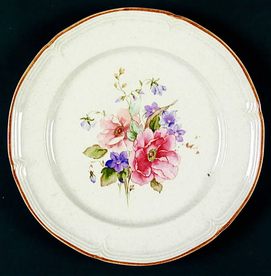 Virginia Bouquet Dinner Plate by Home Beautiful-1
