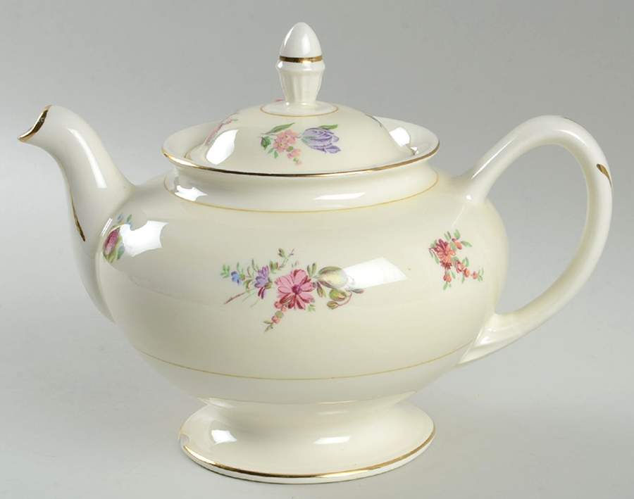 Priscilla Cream and White (Smooth) Teapot & Lid by Household Institute-1