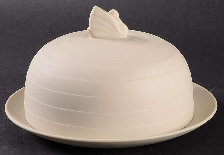 Concept Round Covered Butter by Hornsea-1