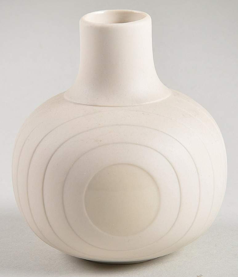 Concept Bud Vase by Hornsea-1