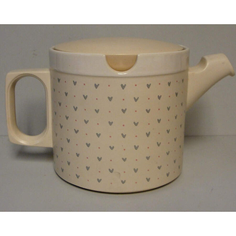 Desire Teapot & Lid by Hornsea-1