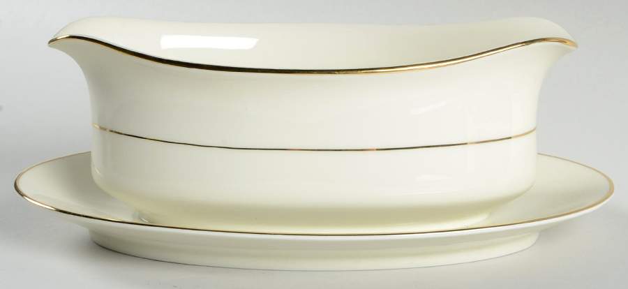 Chaumont Gravy Boat with Attached Underplate by Home Settings-1
