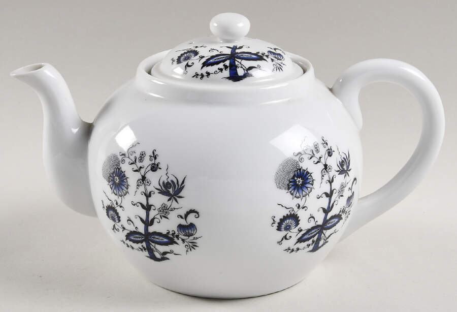 Blue Onion Teapot & Lid by House of Prill-1