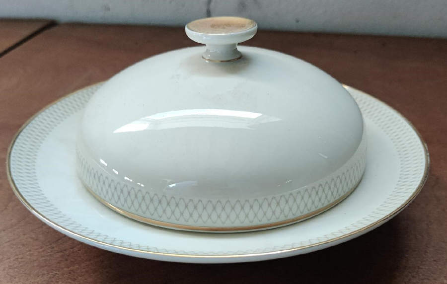 Eldorado Round Covered Butter by Heirloom-1