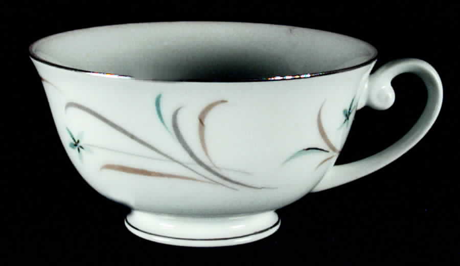 Rhapsody Footed Cup by Heirloom-1
