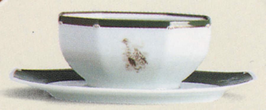 Chasse Hunter Green Sauce Boat with Attached Underplate by Hermes-1