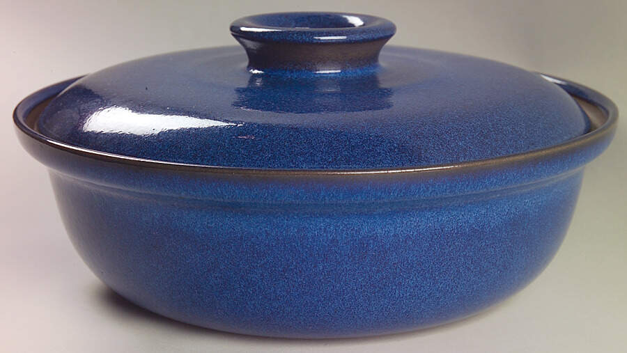 Moonstone (Coupe) 2.5 Qt Round Covered Casserole by Heath-1