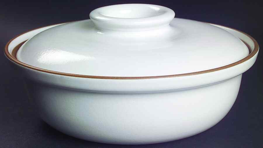 Opaque White (Coupe Shape) 2 Qt Round Covered Casserole by Heath-1
